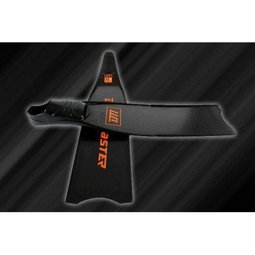 Ласты new deep стекловолокно. Аксессуары маски для подводной охоты. Ласты deep master карбоновые. Deep master. Ласты deep master.